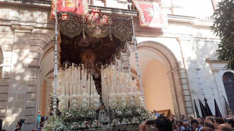 Sevilla volvió a coronar a las Mercedes de Santa Genoveva 