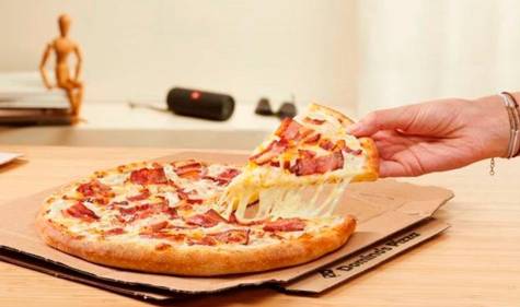 Las pizzas más solidarias en el nuevo Domino’s de Montequinto