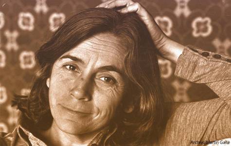 Carmen Martín Gaite: la novelista que pespunteó la Generación del Medio Siglo