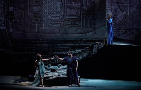 «Aida» o cómo la ópera barniza, con amabilidad, la realidad