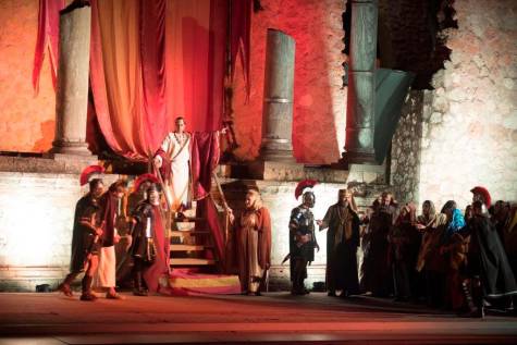 La Pasión de Cristo sale a escena en el Teatro Romano de Santiponce