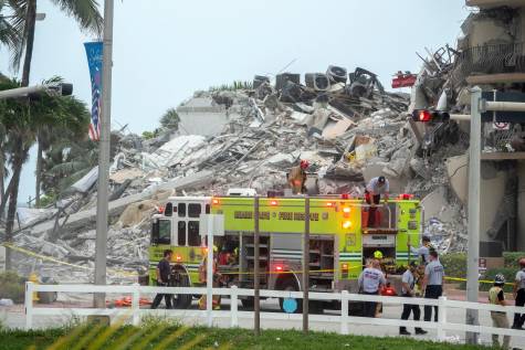 Derrumbe de un edificio de 12 plantas en Miami: Más de 50 desaparecidos