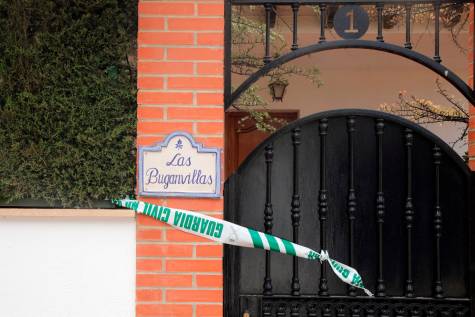 Hallan los cadáveres de una mujer embarazada y su hijo de tres años en Granada