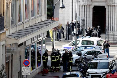 Tres personas muertas, una decapitada, en un atentado terrorista en Niza