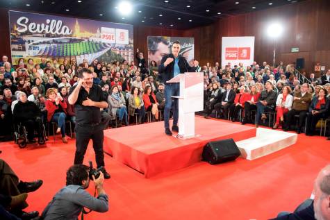 Pedro Sánchez: «Hemos hecho más en siete meses que el PP en siete años»