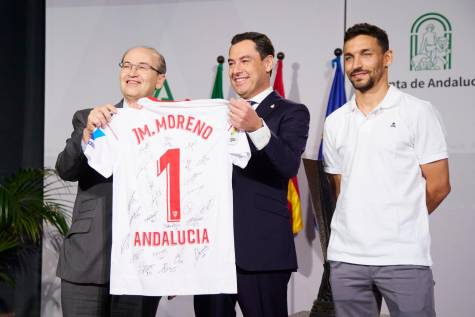 Moreno felicita al Sevilla: «Tiene una conexión especial con la copa»