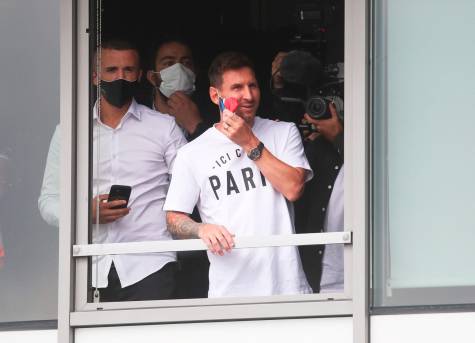 Primeras imágenes de Messi en París y el Barça ya «le borra» del Camp Nou