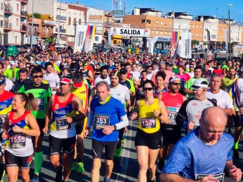 Muerto en el mundo Jirafa artículo Triplete marroquí en la Media Maratón Sevilla-Los Palacios