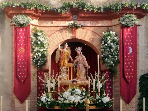 La Vega cambia procesiones por veneraciones para festejar el nacimiento de la Virgen