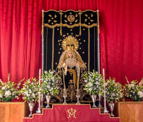 Oro para la Virgen de los Dolores en Castilblanco y Villanueva del Río y Minas