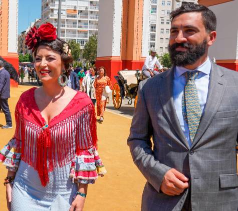 El Real de la Feria de Sevilla, epicentro político por un día