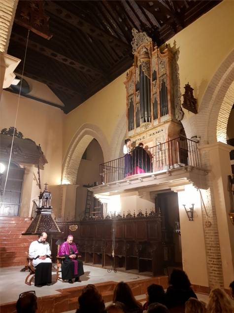 El organista fantasma que sigue tocando el órgano en la parroquia de Alcalá del Río después de diez años