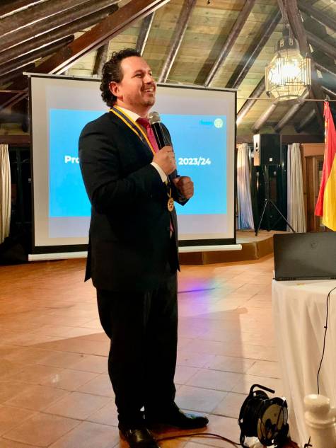 Fran Guillén, nuevo Presidente Rotary Club Sevilla International 