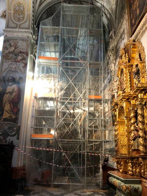La Quinta Angustia dona 20.000 euros a su templo de la Magdalena 