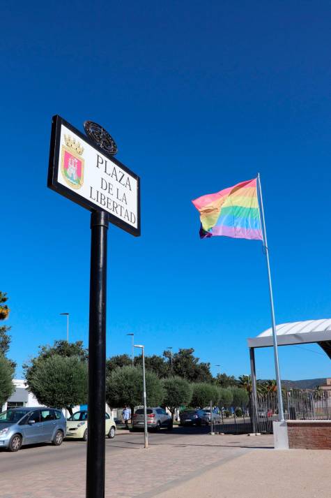 Cantillana abandera el Orgullo en La Vega del Guadalquivir