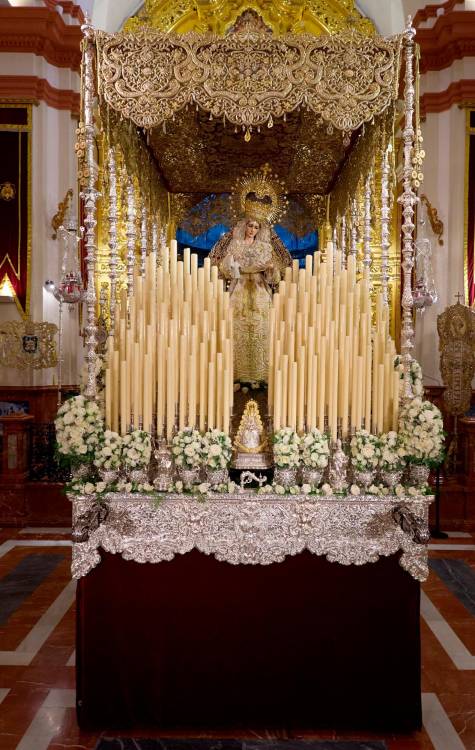 La Virgen del Patrocinio recorre Triana en su cincuentenario