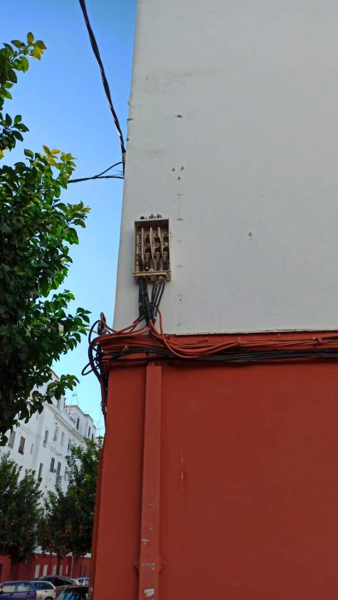Vecinos de El Tardón denuncian cortes de luz continuados de hasta 24 horas