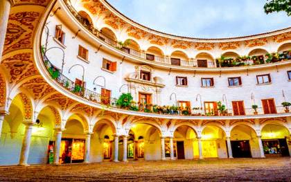 Roma en Sevilla: la plaza más bella y desconocida de la ciudad