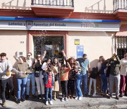 El tercer premio de 'El Niño', el 18.918, deja cinco millones de euros en Guillena