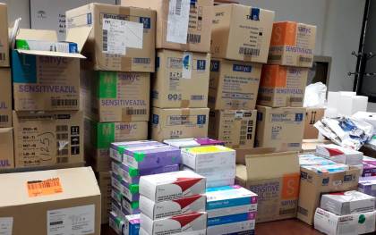 La UPO se suma a las donaciones de material sanitario