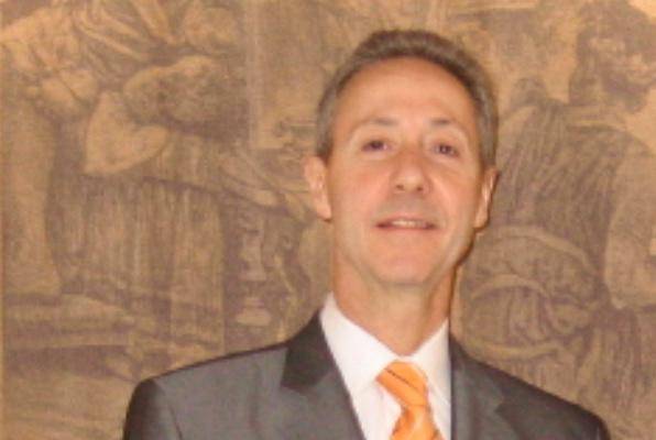 Dr. José Chacón, de la Sociedad Andaluza de Neurología y del Hospital Quirónsalud Infanta Luisa