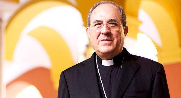 Monseñor Asenjo recibirá el primer Premio Justino de Neve 