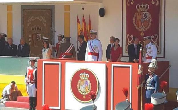Todas las imágenes del desfile de las Fuerzas Armadas en Sevilla