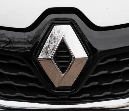 Nissan y Renault reestructuran su alianza