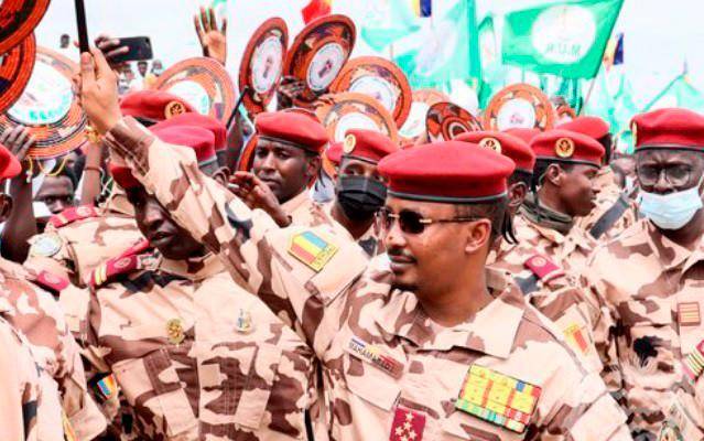 El presidente del Consejo Militar de Transición, la junta militar que controla Chad, Mahamat Idriss Déby Itno.