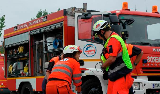 Fallece un bombero atropellado mientras trabajaba en un incendio