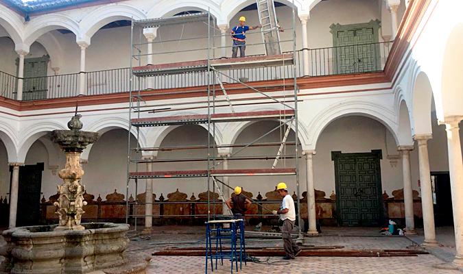 Obras en el Palacio de Peñaflor. / El Correo
