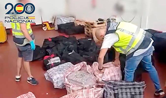 La Policía Nacional incauta cerca de dos toneladas de hachís en Sevilla