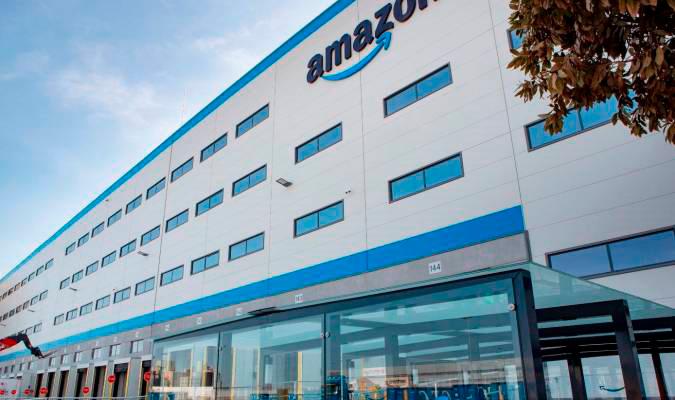 Convocan una huelga en la planta de Amazon en Sevilla