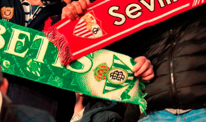 Sevilla y Betis cierran dependencias al público y apelan a quedarse en casa