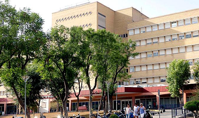 Hospital de la Mujer dentro del complejo sanitario Virgen del Rocío. / El Correo