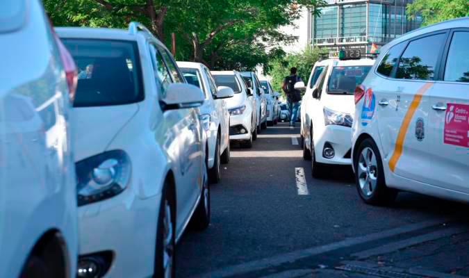 Los taxistas salen a la calle demandando un «plan de viabilidad»