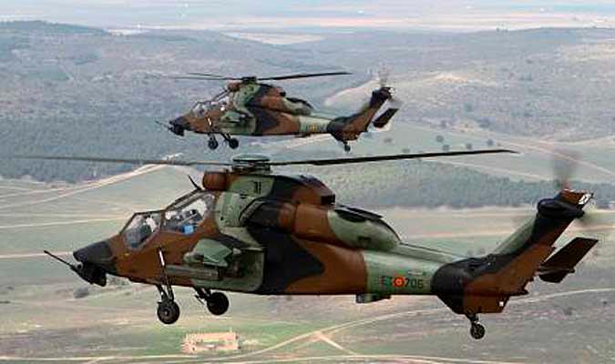 Helicópteros del Ejército. / El Correo