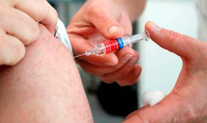 Guillena pide más facilidad en vacunas y medidas covid