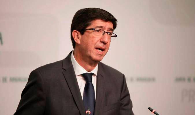 Juan Marín: «Andalucía será más competitiva gracias a la simplificación de trámites»