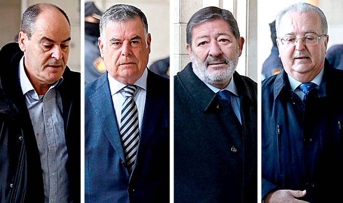 De izda. a dcha. Juan Márquez, José Antonio Viera, Francisco Javier Guerrero y Antonio Fernández. / El Correo