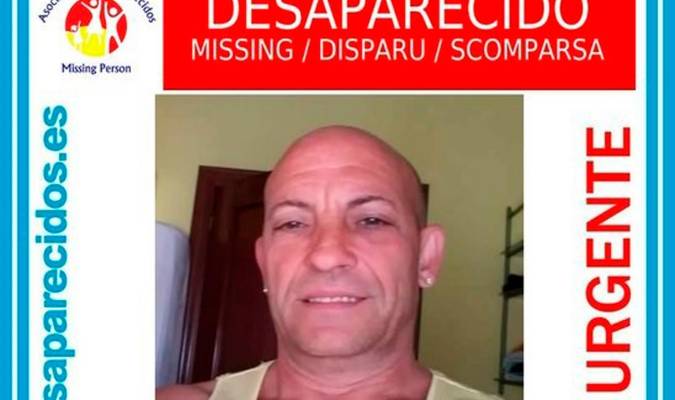  Cartel alertando de la desaparición de Luis Ramos Mora.