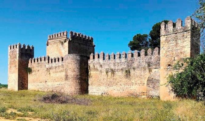 El Coronil recibe la cesión del Castillo de las Aguaderas