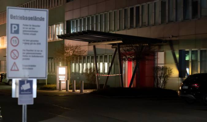 Tres heridos por un carta bomba en la central de Lidl en Alemania