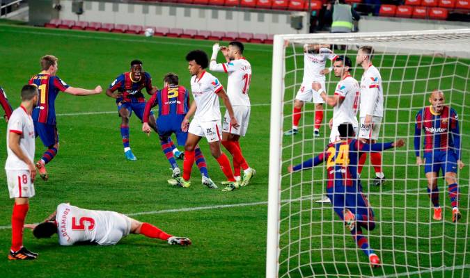 El Sevilla no logra aguantar y dice adiós a la final de Copa (3-0)