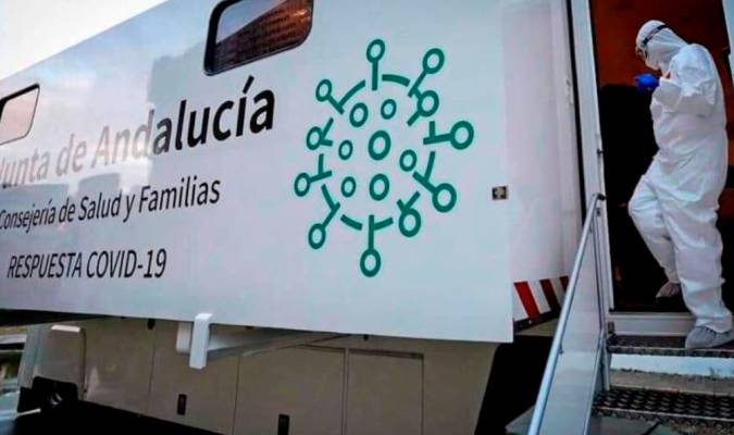 Solo dos localidades de Sevilla superan la tasa de incidencia de 1.000 casos