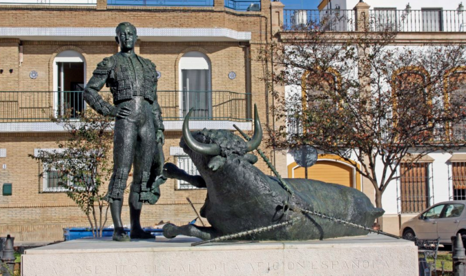 Gelves «estrena» monumento a Joselito El Gallo