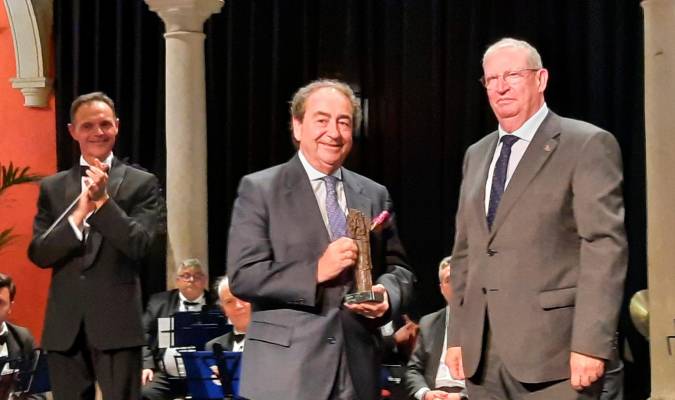 Cajasol entregó los premios Gota a Gota de Pasión