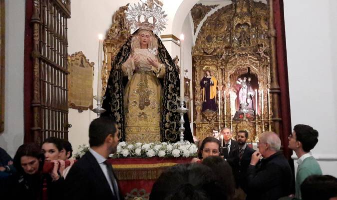 En vídeo | Traslado interno de la Virgen de Loreto a su palio
