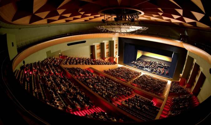 Exposiciones, galas líricas y la ópera 'Carmen', en el 30 aniversario del Maestranza