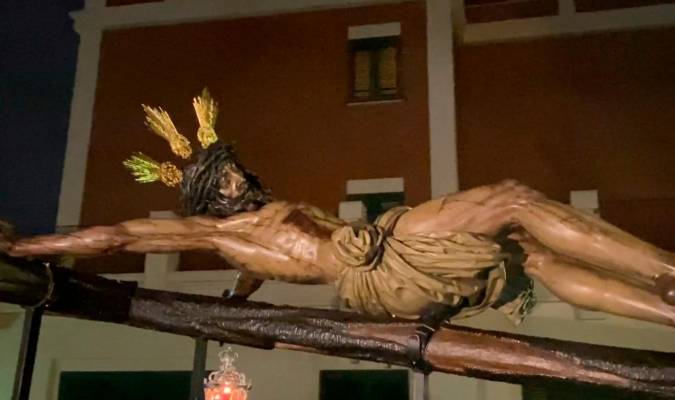 En vídeo | Vía crucis en San Benito